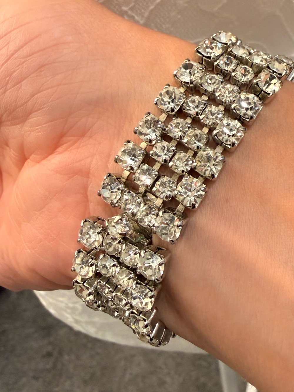 Vintage Rare Signed Weiss Silver-Tone Multi-Row Rhinestone Bracelet - Picture 3 of 7